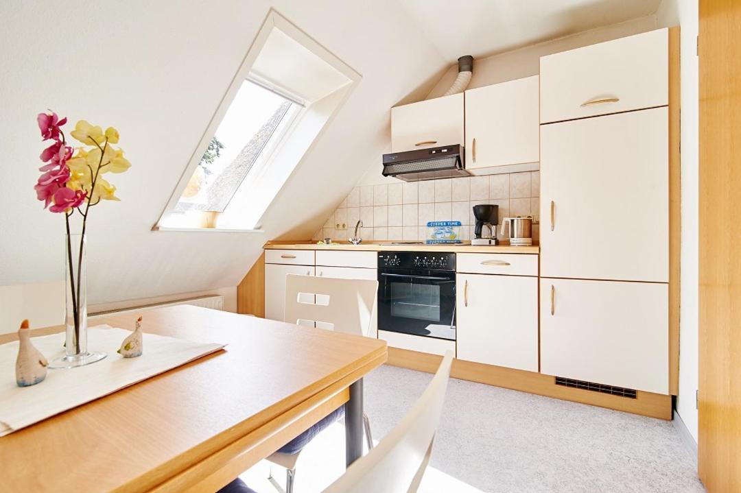 Ferienhaus Achtern Feeld Hude  ภายนอก รูปภาพ